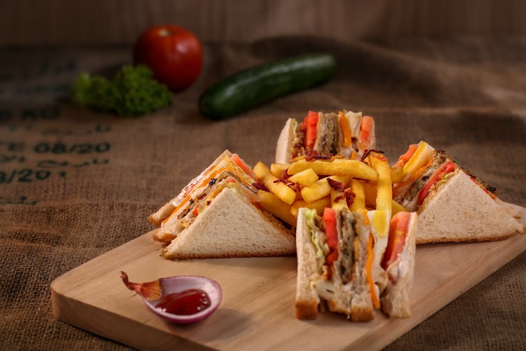Sandwiches Recipe - Club Sandwich with Bacon and Fries